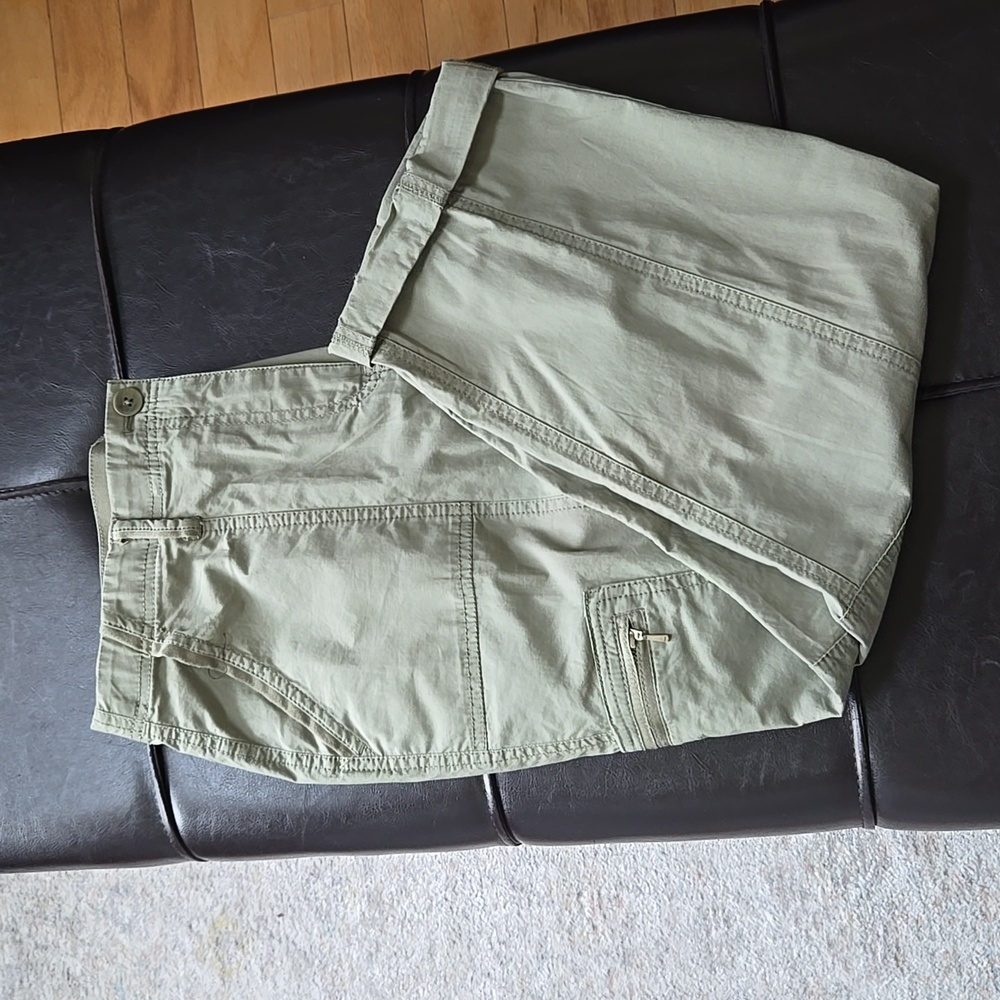 Chico's Cargo Crop Pant